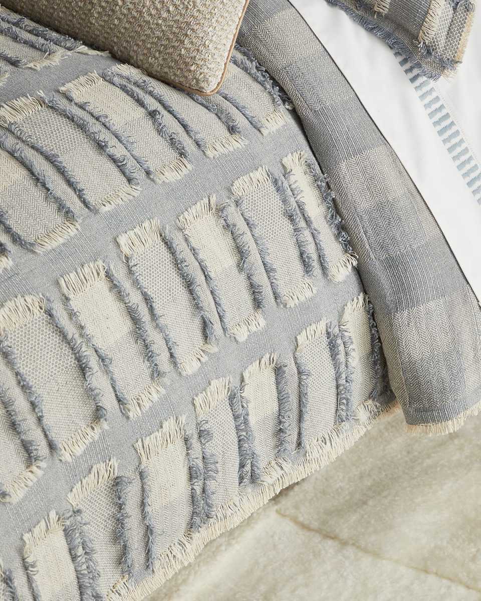 Hamilton Duvet,